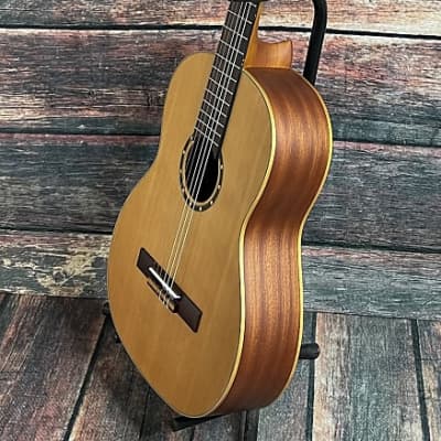 Ortega Left Handed R131L Family Series Pro Nylon String Acoustic Guitar image 4