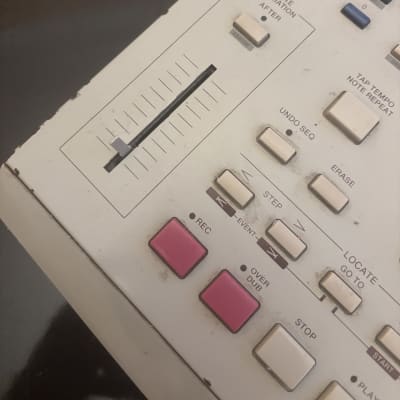 Akai MPC2000XL MIDI Production Center - Grey image 5