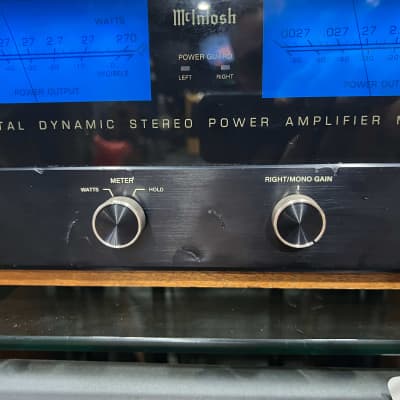 McIntosh MC7270 270-Watt Stereo Solid State Power Amplifier | Reverb