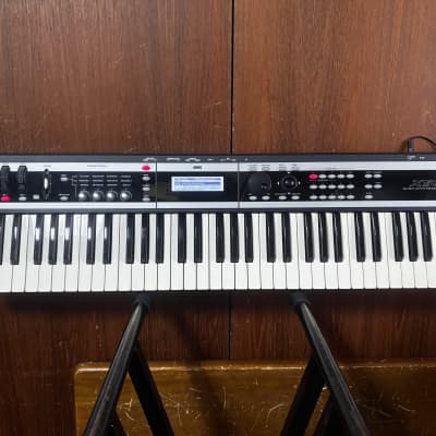Korg X50 61-Key Synthesizer Keyboard w/ power supply 100-240V