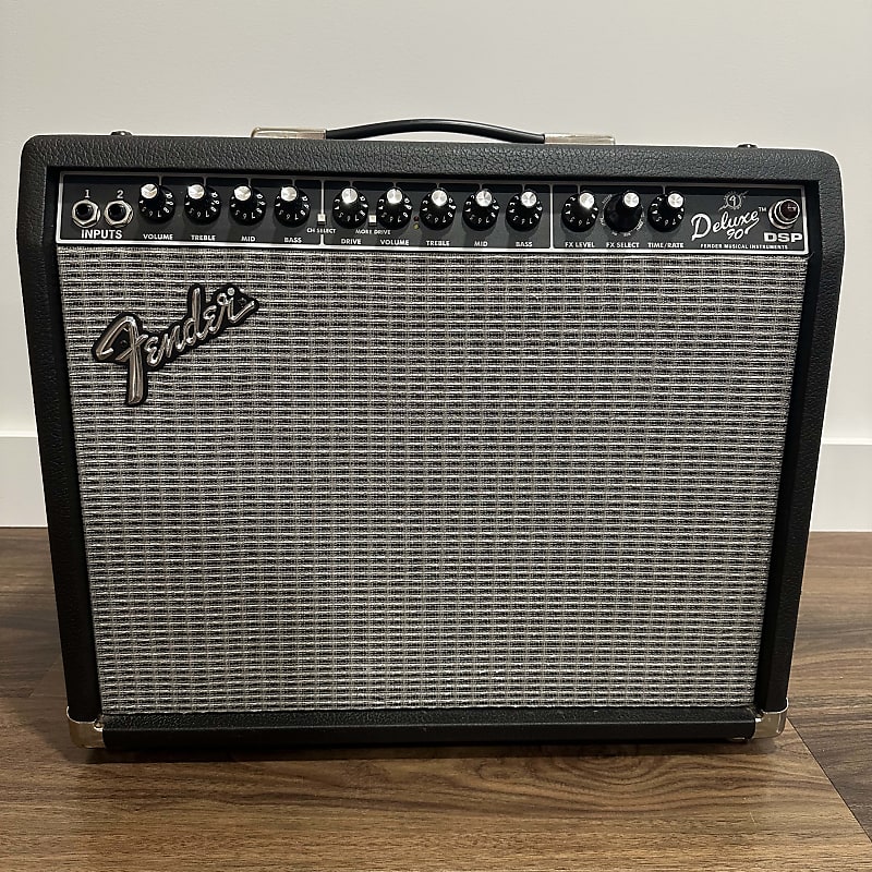 Fender Deluxe 90 DSP Solid State Guitar Combo