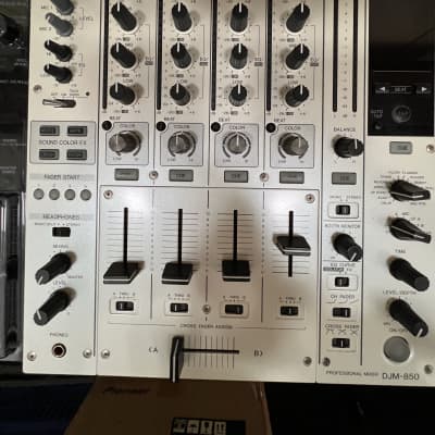 Pioneer DJ DJM-850-K 4 Channel DJ Mixer with FX
