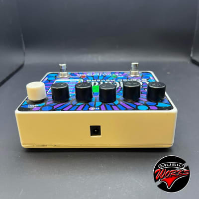 Amazon.com: Electro-Harmonix Cathedral Stereo Reverb Pedal