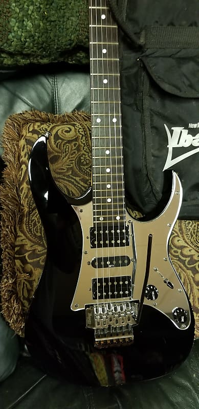 Ibanez RG 450AH , MIJ , 2001 with Ibanez Gig Bag and Extra set of Ibanez  pickups!