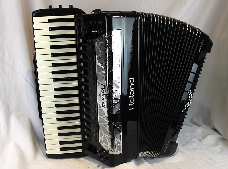 Electric piano deals accordion