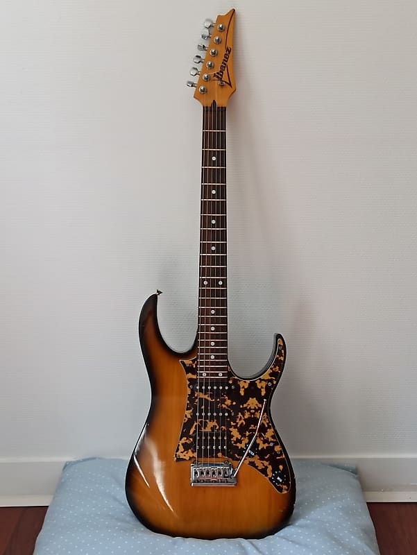 Ibanez RT 240 1992 Vintage Sunburst Made In Japan - HSS - Superstrat Looks,  Classic Strat Sound