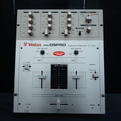 激レア✨Vestax 05pro DJ Q-Bertモデル ＋DVD2本セット Vestax