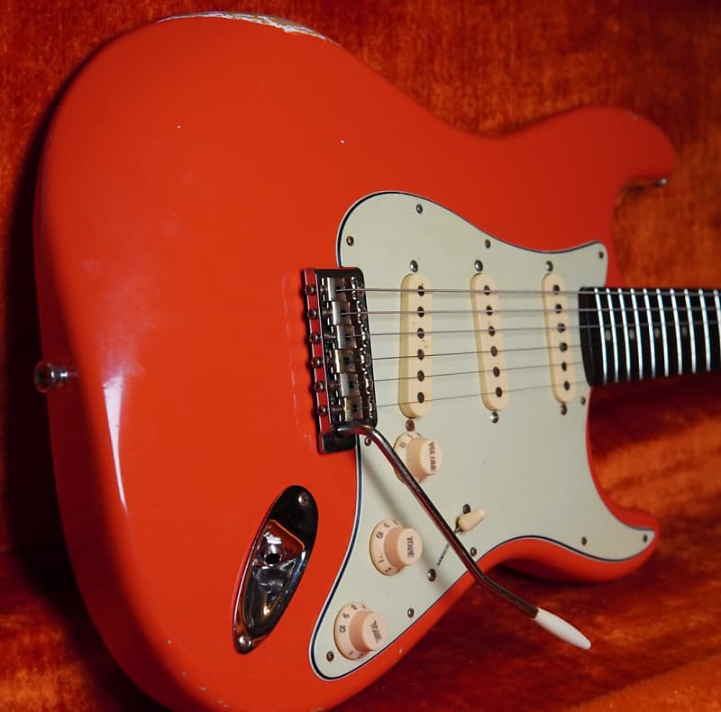 ギター FiestaRed Relic LaquerFinishStratocaster Fender Custom Shop GT11 Heavy Relic Stratocaster - Fiesta