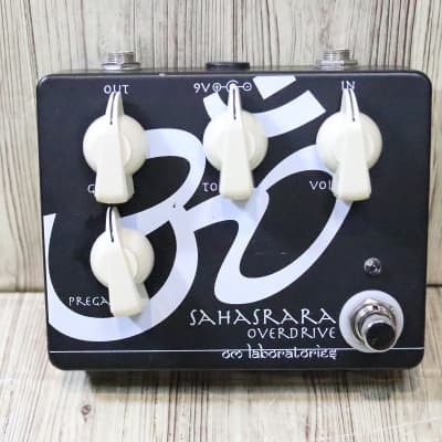 om laboratories SAHASRARA OVERDRIVE TS系エフェクターだけど一味違う