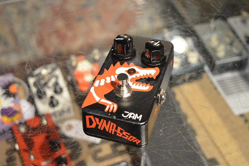 JAM Pedals Dyna-ssoR Bass