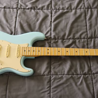 Fender Player Series Stratocaster with Maple Fretboard, Sonic Blue image 2