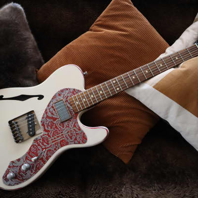 James Trussart Deluxe Steelcaster 2009 - Cream on Red Roses for sale