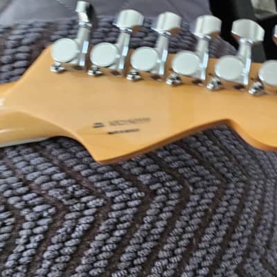 Left-Handed Fender Kurt Cobain Jaguar image 9
