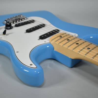 2023 Fender MIJ International Series Stratocaster Maui Blue Electric Guitar w/Bag image 7