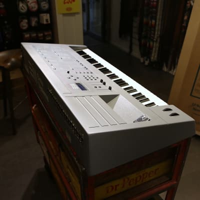 E-MU Systems Emulator III 61-Key 16-Voice Sampler Workstation 1987 - Grey image 5