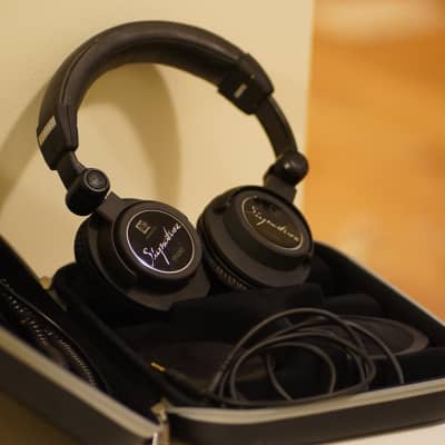 Ultrasone Signature Studio Over Ear Headphones image 5