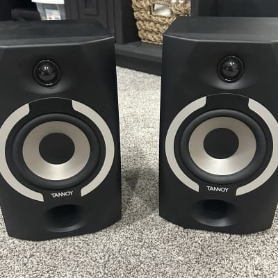 Tannoy Reveal 501a ペア Tannoy Reveal 501a Powered Studio Monitor Speakers - Pair in
