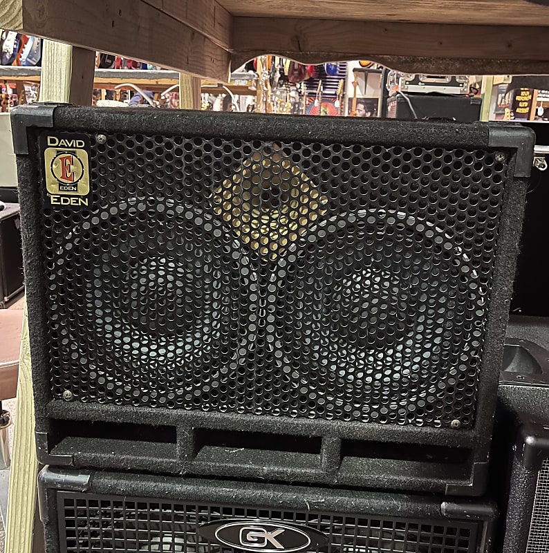 Best 210 sales bass cabinet