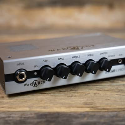 Warwick Gnome i Pro 300-Watt Pocket Bass Amp Head with USB