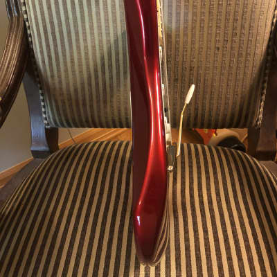 Fender Stratocaster 2012 - Candy Apple Red image 7