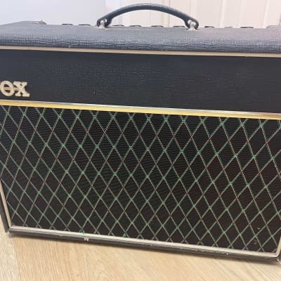 Vox Cambridge 30 Reverb Model V9310 2-Channel 30-Watt 1x10