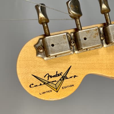 Fender Custom Shop Limited Edition 1956 Stratocaster Heavy Relic Super Faded Aged 2-Color Sunburst image 20