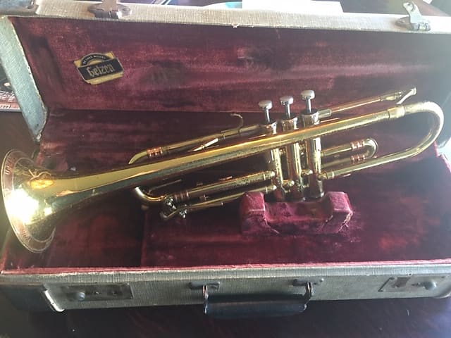 1950s Getzen Super Deluxe Tone Balanced Trumpet - Beautiful All Original  Horn ++