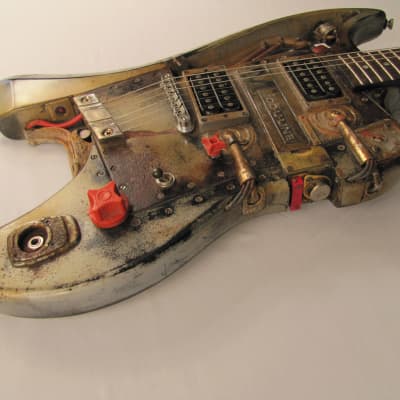 Tony Cochran Guitars Custom #11 "MOD-U-LINE" electric guitar -  Distressed Multimedia image 10
