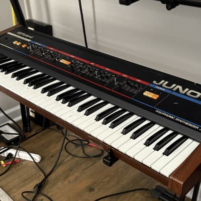 Roland Juno-6 61-Key Polyphonic Synthesizer 1982 - 1984 - Black