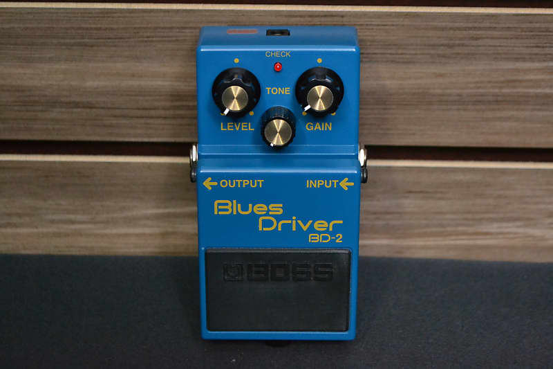 【2006年製】BOSS BD-2 Blues D Amazon.com: Boss BD-2 Blues Driver Guitar Effects Pedal