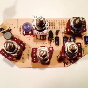 定番のお歳暮&冬ギフトの商品をすべ Dyna-Bass Peavey Preamp Reverb | Electronics Guitar Bass - ギター