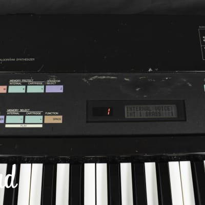 YAMAHA DX7 Digital Programmable Algorithm Synthesizer in Very Good Condition image 12