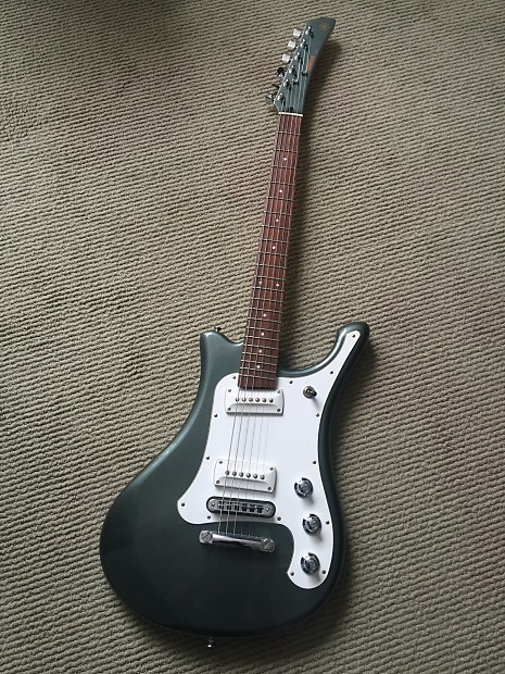 Yamaha SGV 500S Rare Japan Only Guitar Excellent w/ Gig Bag