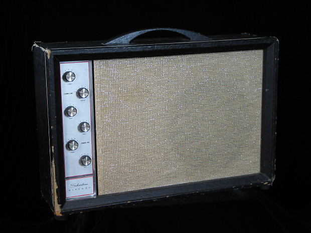Silvertone Model 1473 25-Watt 1x15 Bass / Accordion Combo image 1