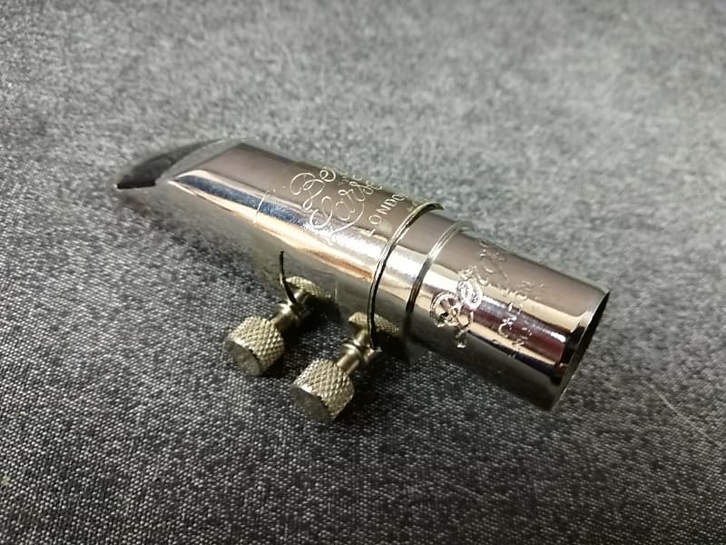 素敵な Larsen Berg 105/1 Ligature w/ Mouthpiece Saxophone Alto SMS 管楽器・吹奏楽器