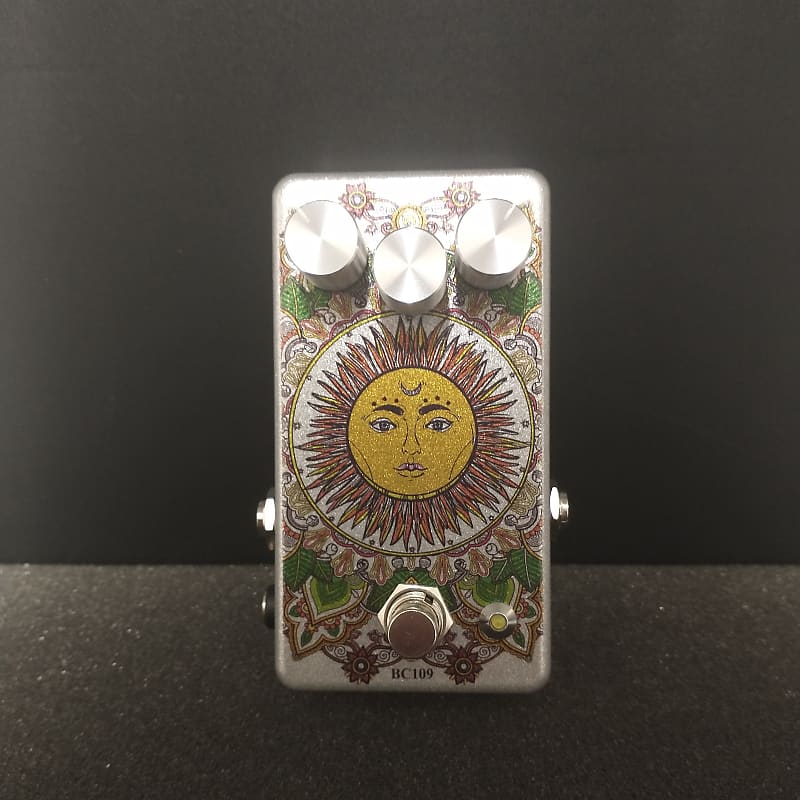 BC109 Silicon Sun Face Fuzz with Sundial. Handwired UK Reverb UK