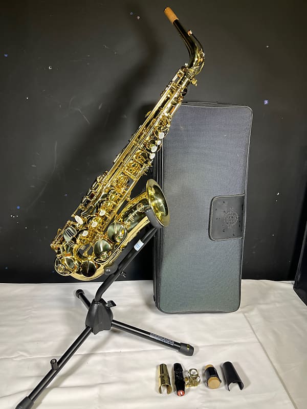 Like New Selmer Super Action 80 Series ii Alto Sax late 1990s  Gold Brass w/ S80 mouthpiece and custom case image 1