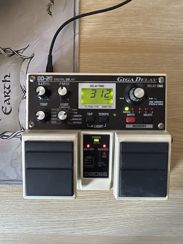 Boss DD-20 Giga Delay