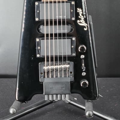 Steinberger Spirit GT-PRO Deluxe Headless Electric Guitar Steinberger Spirit GT-PRO Deluxe Headless Electric Guitar