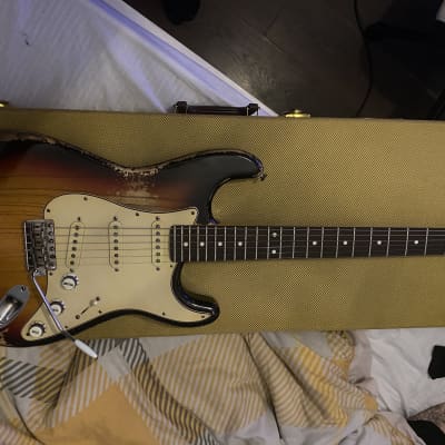 Fraser Stratocaster 2022 3 tone sunburst image 4