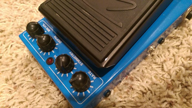 ギター GEORGE DENNIS Tremolo George Dennis Tremolo Volume - It's a Trem.. It's a Volume