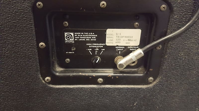 ベース Ampeg B-1R MADE IN USA 150W ベース Ampeg B-1R MADE IN USA