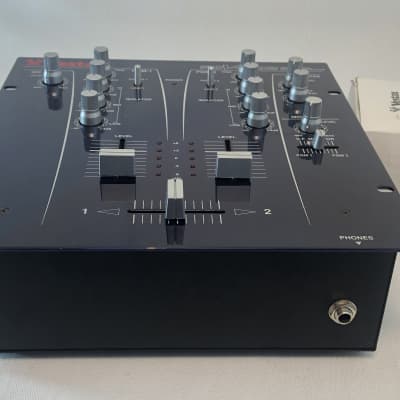 Vestax DJ Mixer PCV-002 Professional Mixing / Scratch Controller Isolator EQ image 2