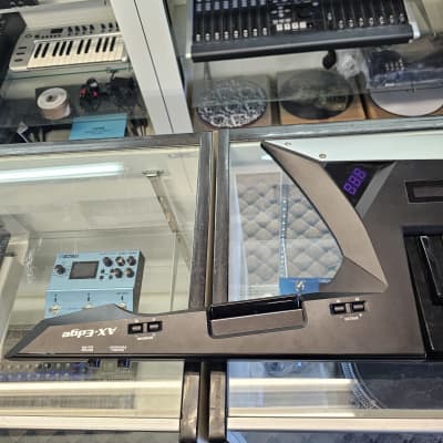 Roland AX-Edge 49-Key Keytar Synthesizer  - Black / Silver image 2
