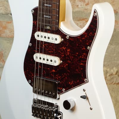 YAMAHA PACP12 SWH - Pacifica Professional Rosewood - Made in
