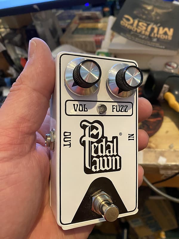 PedalPawnfuzz.jpg?v=1632342515