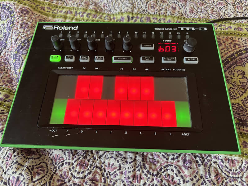 Roland AIRA TB-3 Touch Bassline Synthesizer | Reverb