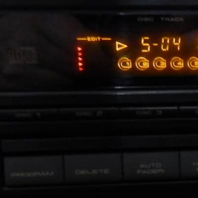 Pioneer PD-M501 CD player image 1