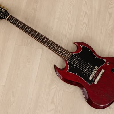 ギター Gibson USA SG FADED 2017 T worn cherry Gibson SG Faded 2017 T - Worn Cherry with Gig Bag | Sweetwater