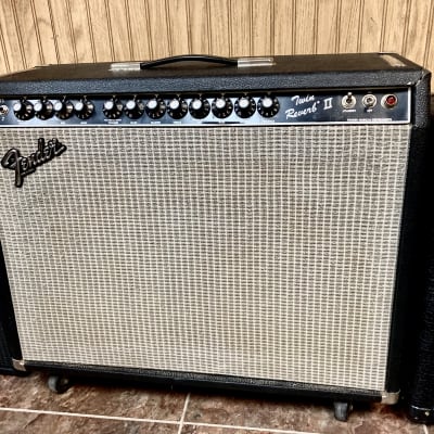 Fender twin online reverb 2x12